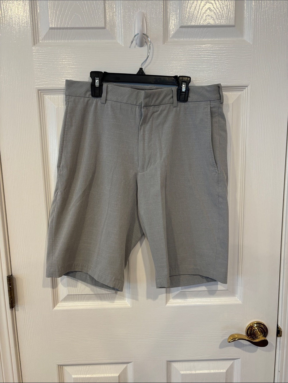 Men’s Walter Hagen golf shorts